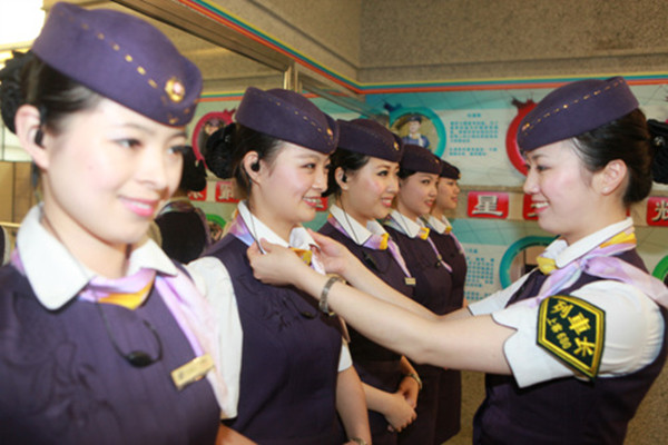 甘肃高铁学校：高铁乘务员3点面试技巧及5个常见面试问题