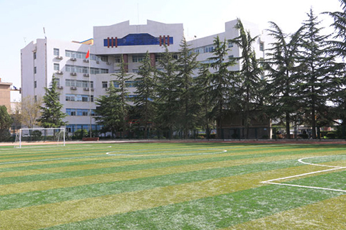 兰州高铁学校：现代职业教育发展要紧抓就业导向