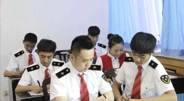甘肃高铁学校高铁专业前景怎么样？